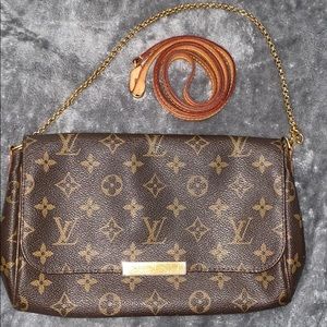 SOLD Louis Vuitton Favorite MM with crossbody